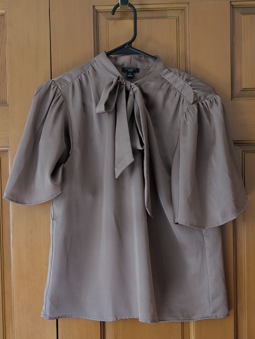 Ann Taylor Taupe Tie-Neck Puff Sleeve Blouse